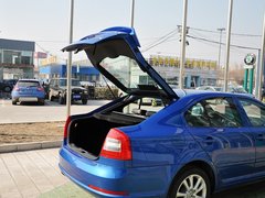 2010款 RS 2.0T 5座