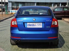 2010款 RS 2.0T 5座