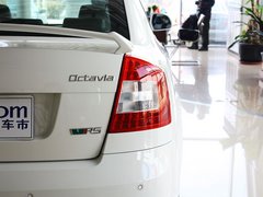 2010款 RS 2.0T 5座