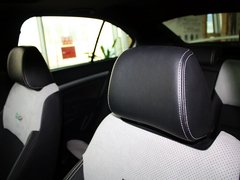 2010款 RS 2.0T 5座
