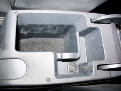 2010款 RS 2.0T 5座