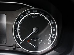 2010款 RS 2.0T 5座