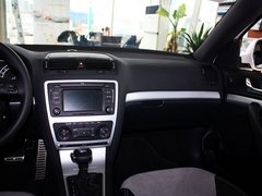 2010款 RS 2.0T 5座