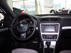 2010款 RS 2.0T 5座