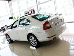 2010款 RS 2.0T 5座