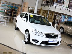 2010款 RS 2.0T 5座