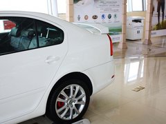 2010款 RS 2.0T 5座