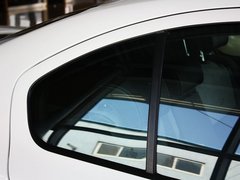 2010款 RS 2.0T 5座