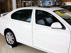 2010款 RS 2.0T 5座
