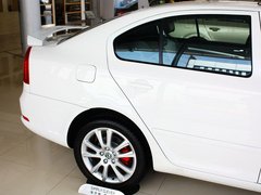 2010款 RS 2.0T 5座