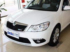 2010款 RS 2.0T 5座
