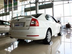 2010款 RS 2.0T 5座