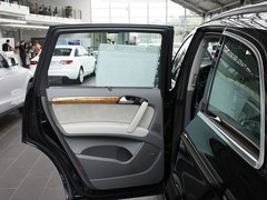 2011款 3.0 TFSI 技术型 7座