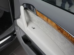 2011款 3.0 TFSI 技术型 7座