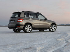 2011款 GLK300 3.0L 自动 动感型 5座