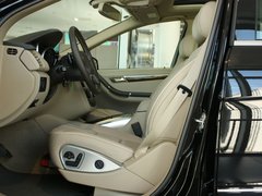 奔驰(进口)  R500 5.5L AT 驾驶席座椅正视图