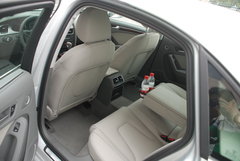 2011款 2.0 TFSI 豪华型