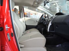 2011款 1.6E 自动 魅动版