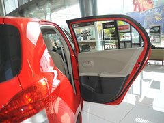 2011款 1.6E 自动 魅动版