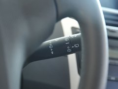 2011款 1.6E 自动 魅动版