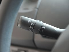 2011款 1.6E 自动 魅动版