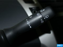 2011款 1.6E 自动 魅动版