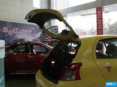 2011款 1.6E 自动 魅动版