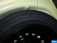 2011款 1.6E 自动 魅动版