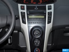 2011款 1.6E 自动 魅动版