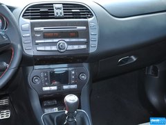 2011款 1.4T 手动 运动型