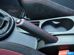 2011款 1.4T 手动 运动天窗型