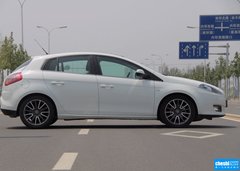 2011款 1.4T 手动 运动天窗型