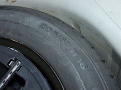 2011款 1.4T 自动 时尚版