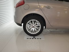 2011款 1.4T 自动 舒适版
