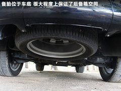 2011款 QX56 5.6L 自动 7座