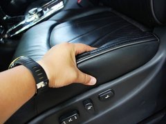2011款 QX56 5.6L 自动 7座