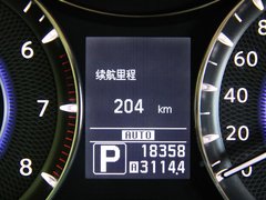 2011款 QX56 5.6L 自动 7座