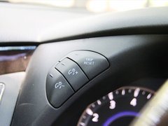 2011款 QX56 5.6L 自动 7座