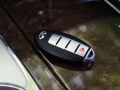 2011款 QX56 5.6L 自动 7座