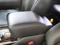 2011款 QX56 5.6L 自动 7座