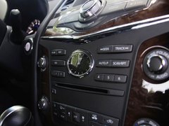 2011款 QX56 5.6L 自动 7座