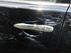 2011款 QX56 5.6L 自动 7座