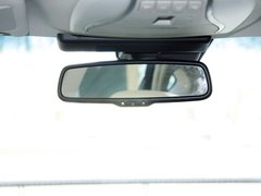 2011款 M25 2.5L 自动 豪华版