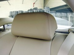 2011款 M25 2.5L 自动 豪华版