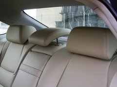 2011款 M25 2.5L 自动 豪华版