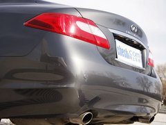 2011款 M25 2.5L 自动 豪华版