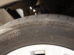 2011款 M25 2.5L 自动 豪华版
