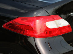 2011款 M37 3.7L 自动 