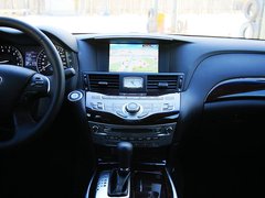 2011款 M37 3.7L 自动 