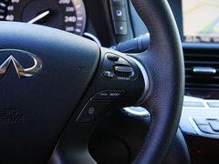 2011款 M37 3.7L 自动 